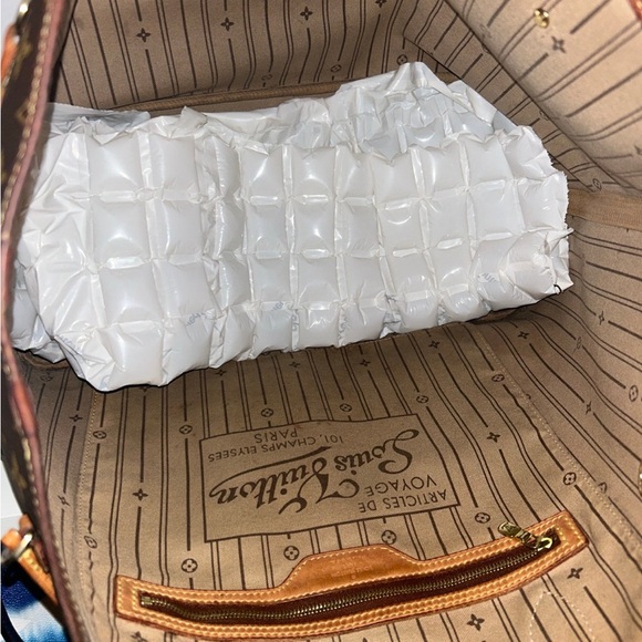 Louis Vuitton Neverfull GM - Picture 4 of 11